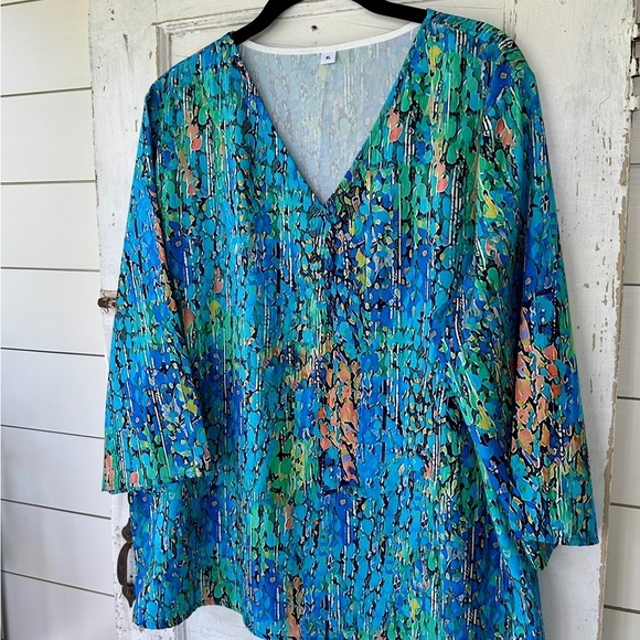 NO BRAND, NWOT, WOMENS TOP. V-NECK, 3/4 SLEEVE, LIGHTWEIGHT FABRIC. SIZE XL - Picture 2 of 7